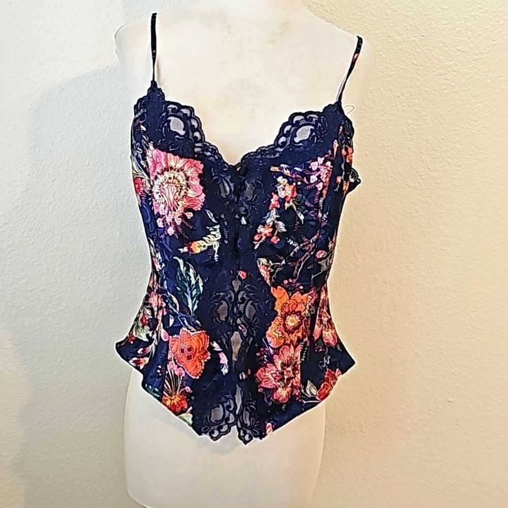 Victoria's Secret Vintage Gold Label Floral and Lace Button Up Camisole M - Picture 1 of 10